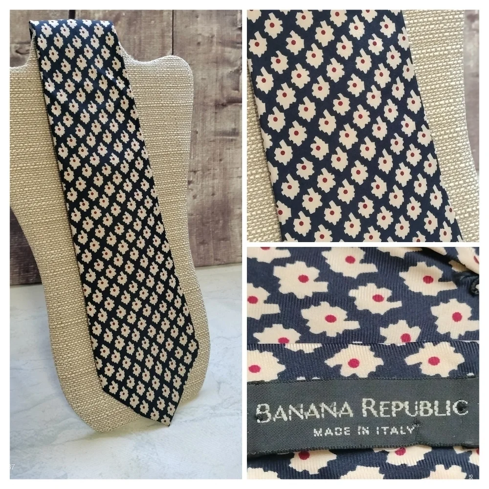 Banana Republic Navy Floral Abstract Men's Silk Tie Made in Italy Formal Classic